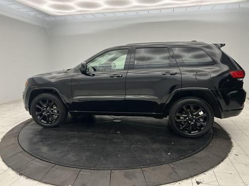 2021 Jeep Grand Cherokee Laredo