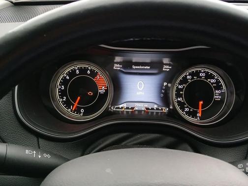 Bright White Clearcoat 2020 Jeep Cherokee Limited