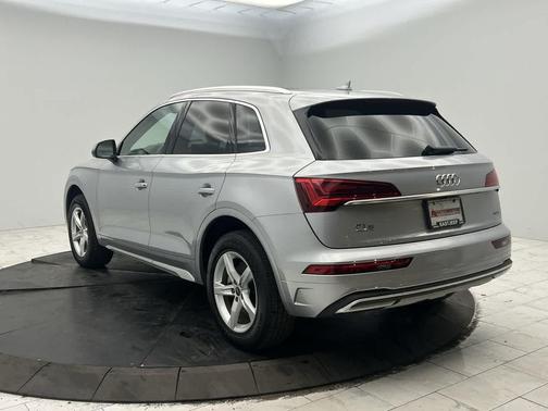 2023 Audi Q5 40 Premium