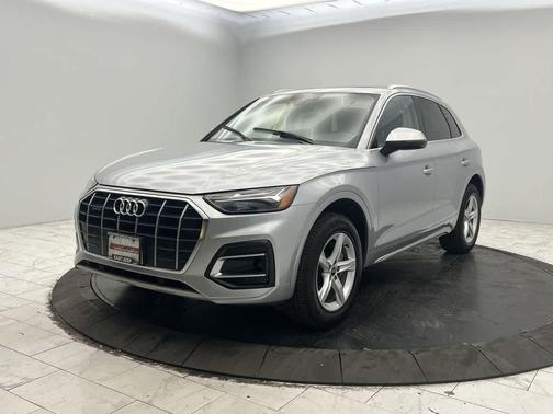 2023 Audi Q5 40 Premium