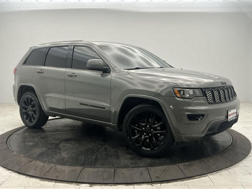 Sting-Gray Clearcoat 2020 Jeep Grand Cherokee Altitude
