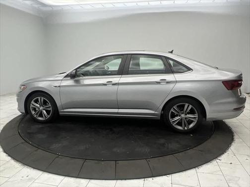 2021 Volkswagen Jetta 1.4T R-Line