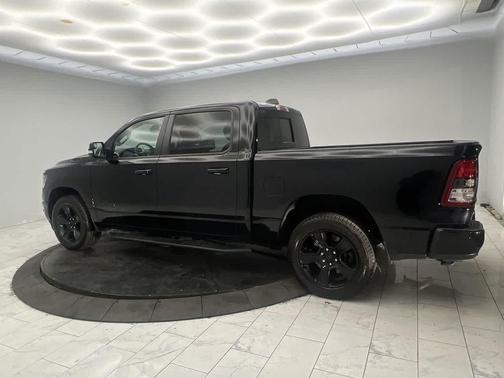 Diamond Black Crystal Pearlcoat 2020 RAM 1500 Big Horn/Lone Star