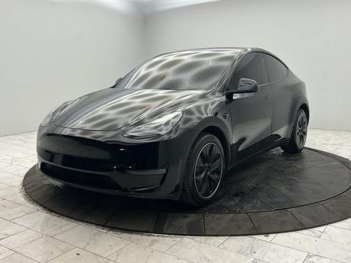 2024 Tesla Model Y Long Range Dual Motor All-Wheel Drive