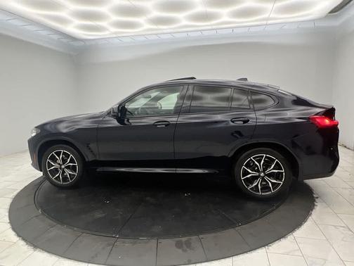 2022 BMW X4 M40i