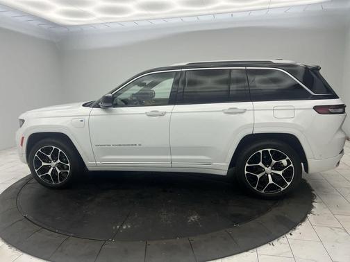 Bright White Clearcoat 2022 Jeep Grand Cherokee 4xe Summit Reserve