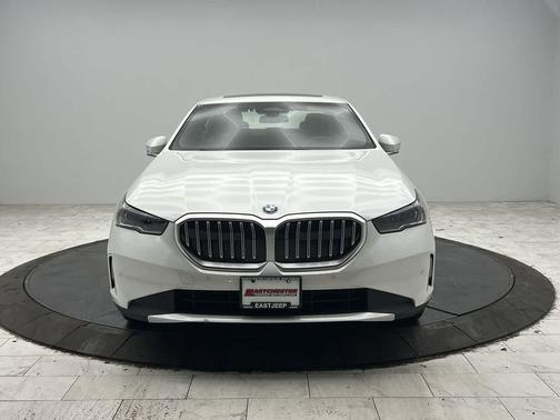 2025 BMW 530 xDrive