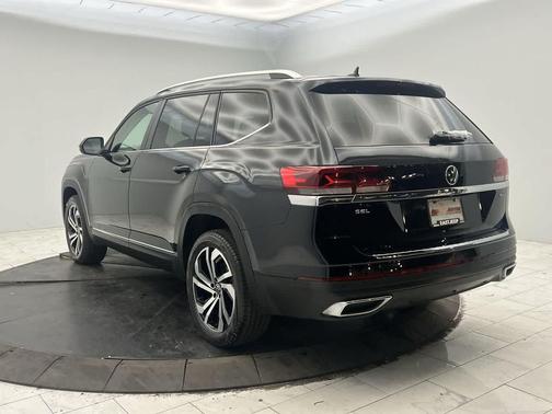 2023 Volkswagen Atlas 2.0T SEL