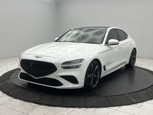2022 Genesis G70 3.3T AWD