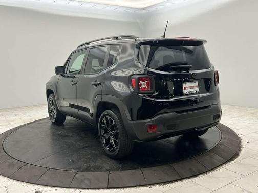 2022 Jeep Renegade Altitude