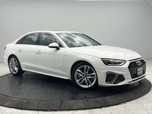 2022 Audi A4 Prestige 45 TFSI S line quattro S tronic