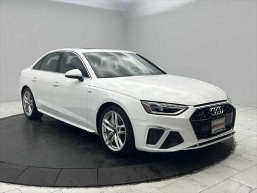 2022 Audi A4 Prestige 45 TFSI S line quattro S tronic