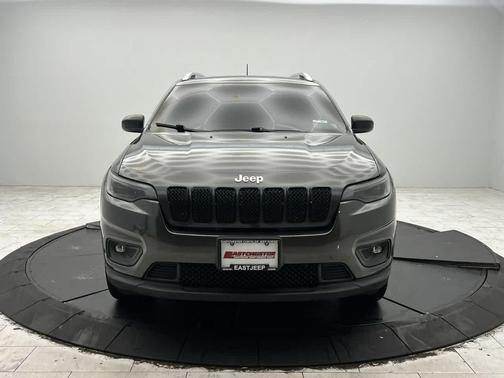 Granite Crystal Metallic Clearcoat 2019 Jeep Cherokee Latitude Plus