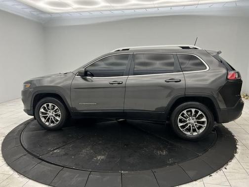 Granite Crystal Metallic Clearcoat 2019 Jeep Cherokee Latitude Plus