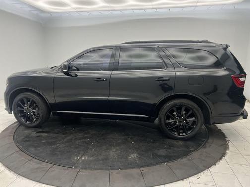 DB Black Crystal Clearcoat 2017 Dodge Durango GT