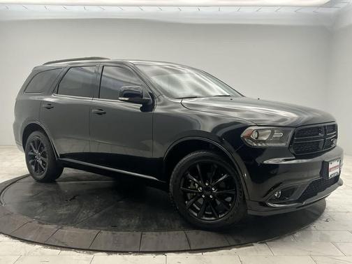 DB Black Crystal Clearcoat 2017 Dodge Durango GT