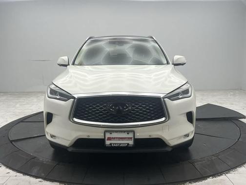 Majestic White 2022 INFINITI QX50 ESSENTIAL AWD