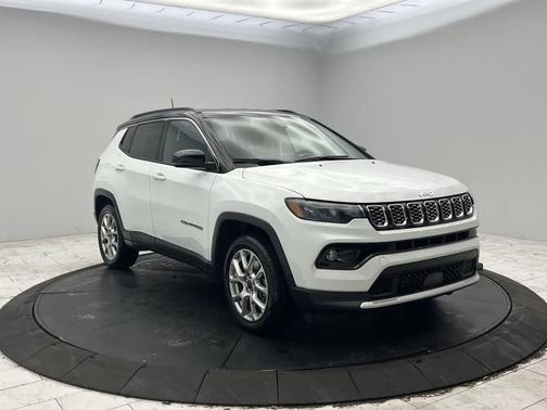 Bright White Clearcoat 2025 Jeep Compass Limited