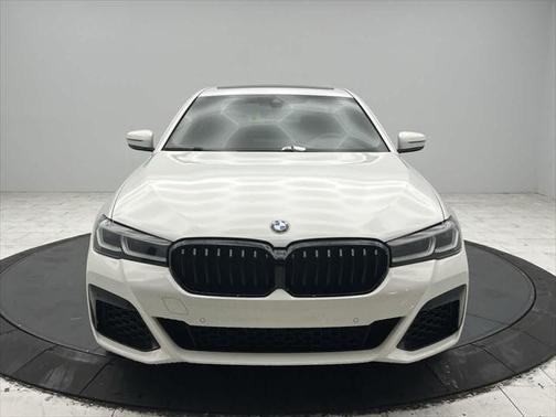 2023 BMW 540 i xDrive