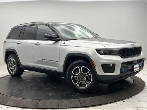 2023 Jeep Grand Cherokee 4xe Trailhawk