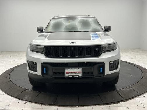 2023 Jeep Grand Cherokee 4xe Trailhawk