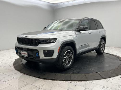 2023 Jeep Grand Cherokee 4xe Trailhawk