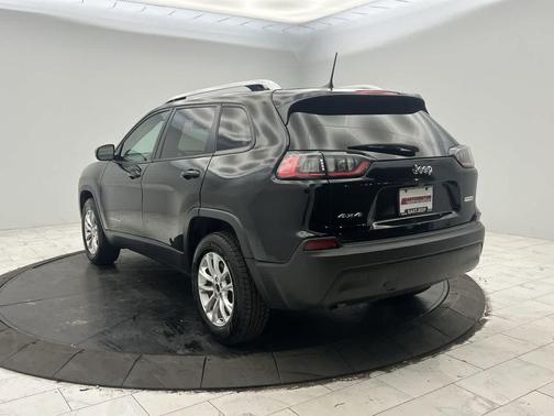 Diamond Black Crystal Pearlcoat 2020 Jeep Cherokee Latitude