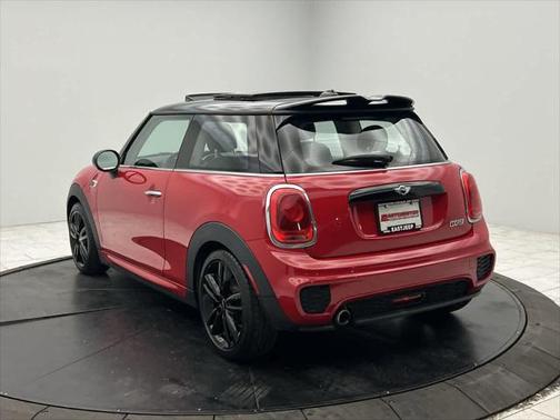 2017 MINI Hardtop Cooper