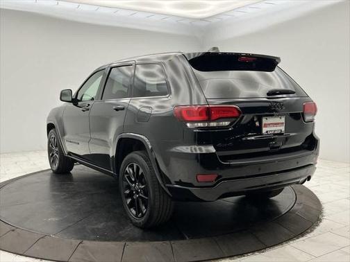 2021 Jeep Grand Cherokee Laredo