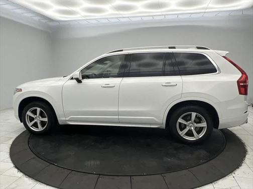 2018 Volvo XC90 T5 Momentum