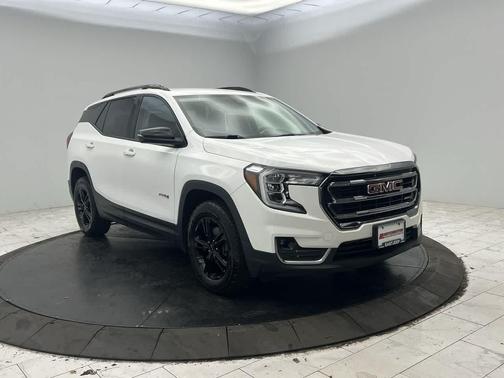 2022 GMC Terrain AWD AT4