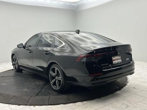 Crystal Black Pearl 2024 Honda Accord Hybrid Sport