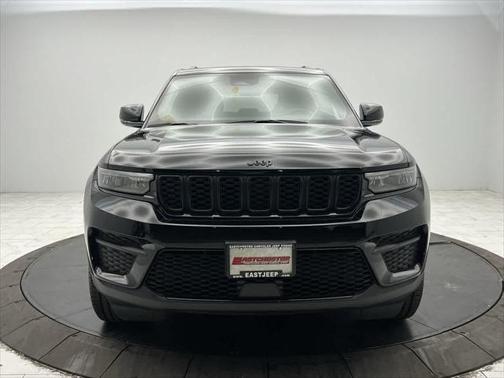 2022 Jeep Grand Cherokee Altitude