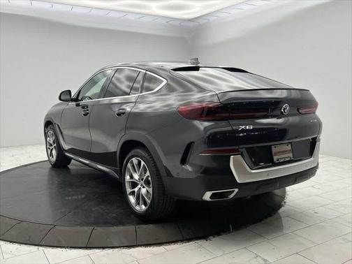 2022 BMW X6 xDrive40i