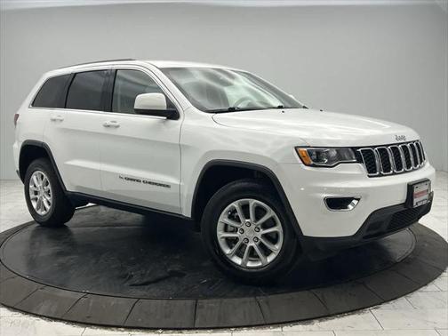 2022 Jeep Grand Cherokee Laredo