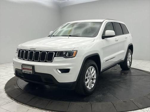 2022 Jeep Grand Cherokee Laredo