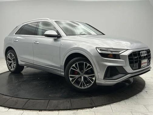 2020 Audi Q8 55 Premium Plus