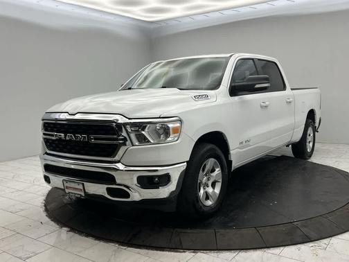 Bright White Clearcoat 2022 RAM 1500 Big Horn/Lone Star