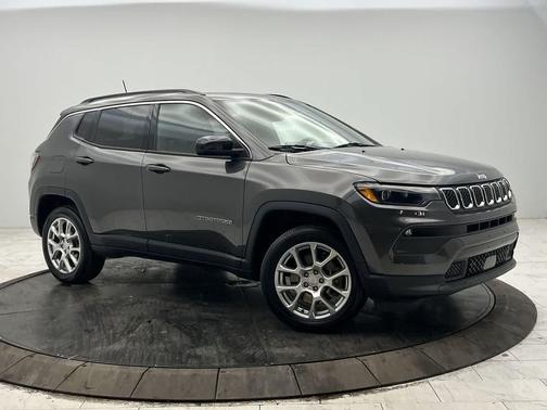 2023 Jeep Compass Latitude Lux