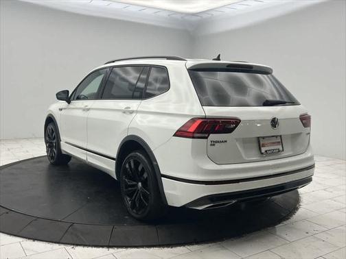 2021 Volkswagen Tiguan 2.0T SE R-Line Black 4MOTION