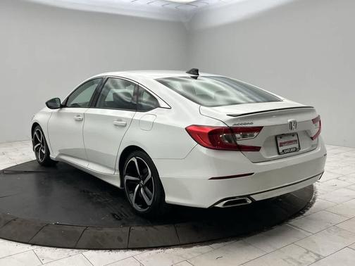 Platinum White Pearl 2022 Honda Accord Sport SE 1.5T