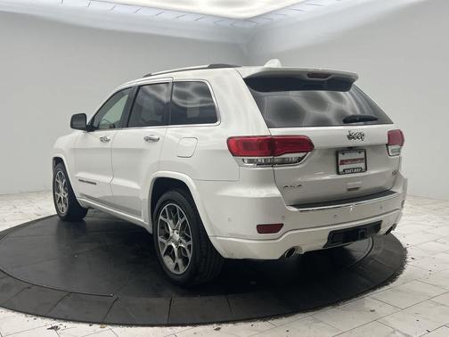 2020 Jeep Grand Cherokee Overland