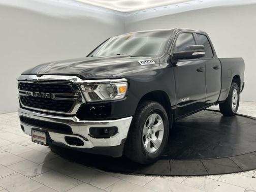 Diamond Black Crystal Pearlcoat 2022 RAM 1500 Big Horn/Lone Star
