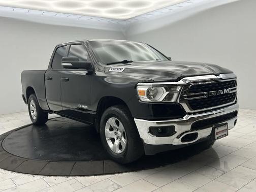 Diamond Black Crystal Pearlcoat 2022 RAM 1500 Big Horn/Lone Star