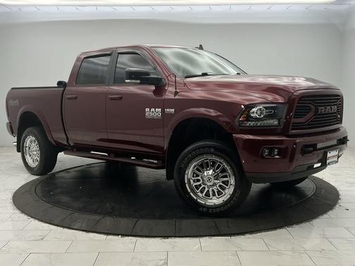 2018 RAM 2500 Laramie Crew Cab 4x4 6'4' Box