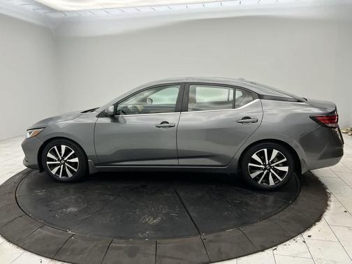 Gun Metallic 2022 Nissan Sentra SV