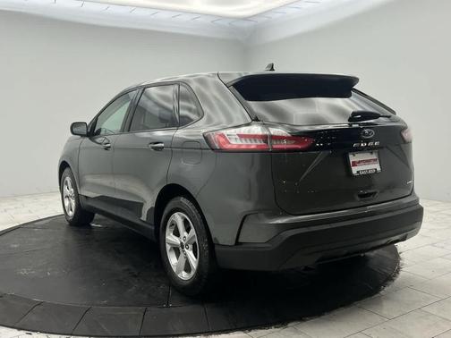 CARBONIZED GRAY 2023 Ford Edge SE