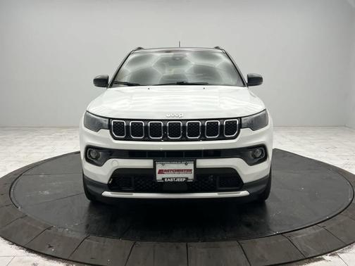 Bright White Clearcoat 2023 Jeep Compass Limited