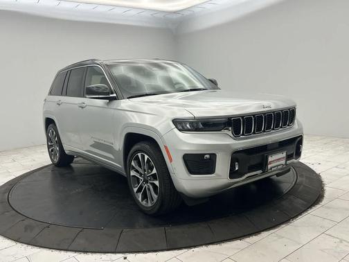 2023 Jeep Grand Cherokee Overland