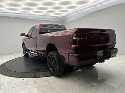 2022 RAM 2500 Big Horn Crew Cab 4x4 8' Box